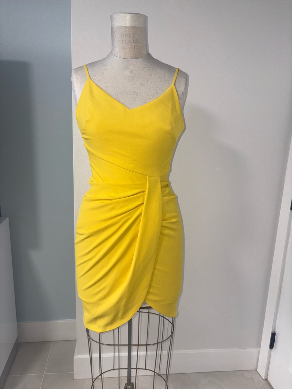 Woman’s BLACK HALO , Yellow Dress